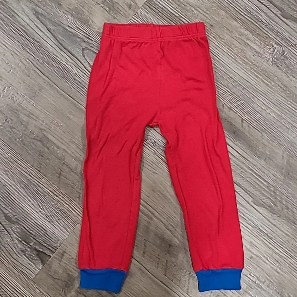 Spider-Man T-Shirt with Matching Pants Size 6